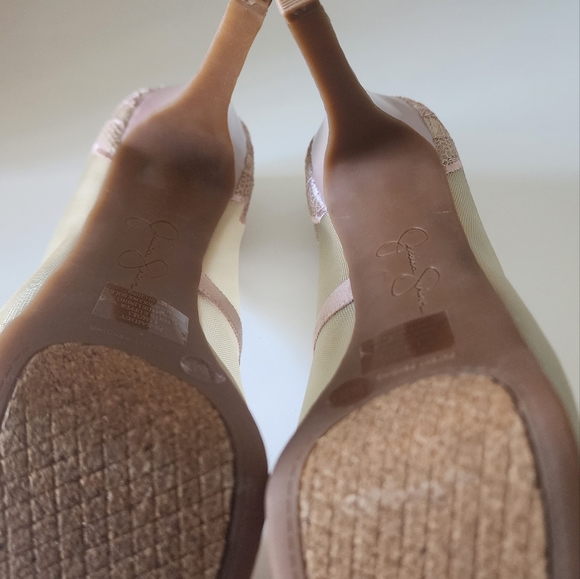Jessica Simpson Pink/Nude Lace peep toe pumps - Picture 4 of 7